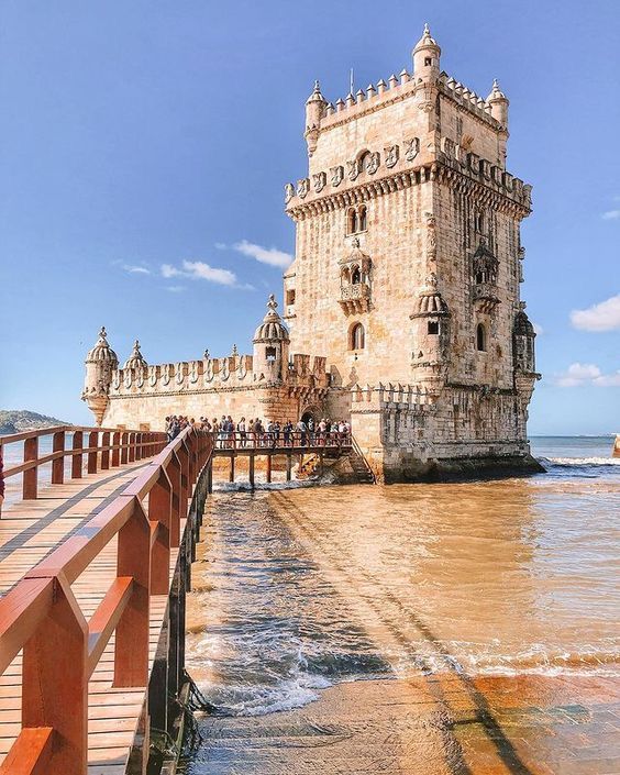 Menelusuri Batas Barat Dunia Lama: Dari Seville ke Lisbon, Dalam Diam Portugal Bercerita