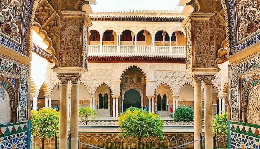 Kembali ke Andalusia: Di Antara Dinding Tua dan Kenangan yang Tak Pernah Hilang